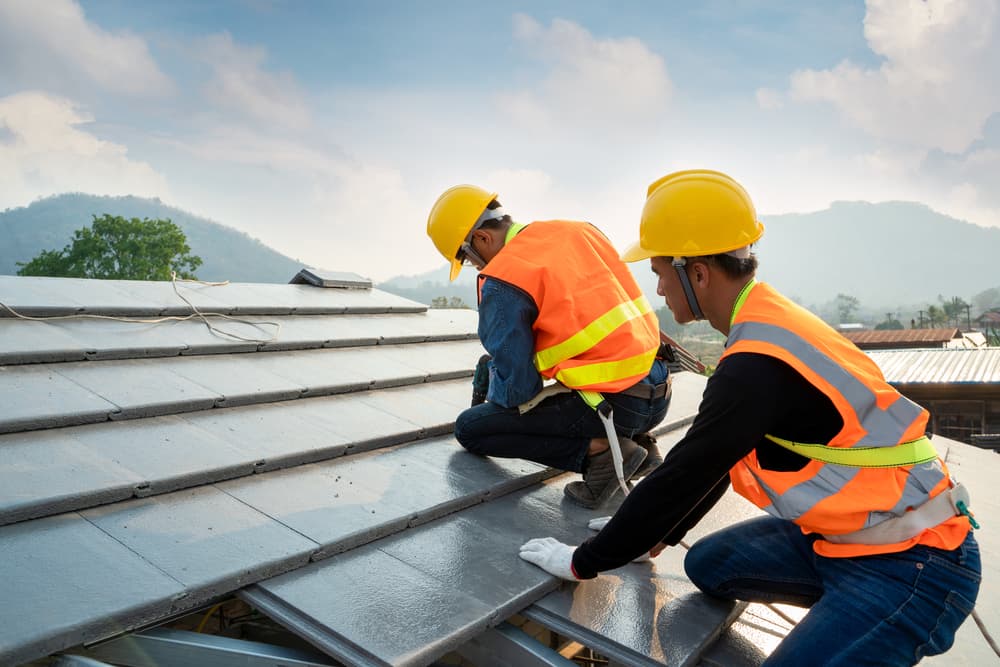 roof repair in Falls City NE